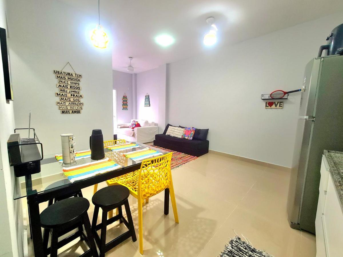 Apartment Com Piscina Em *