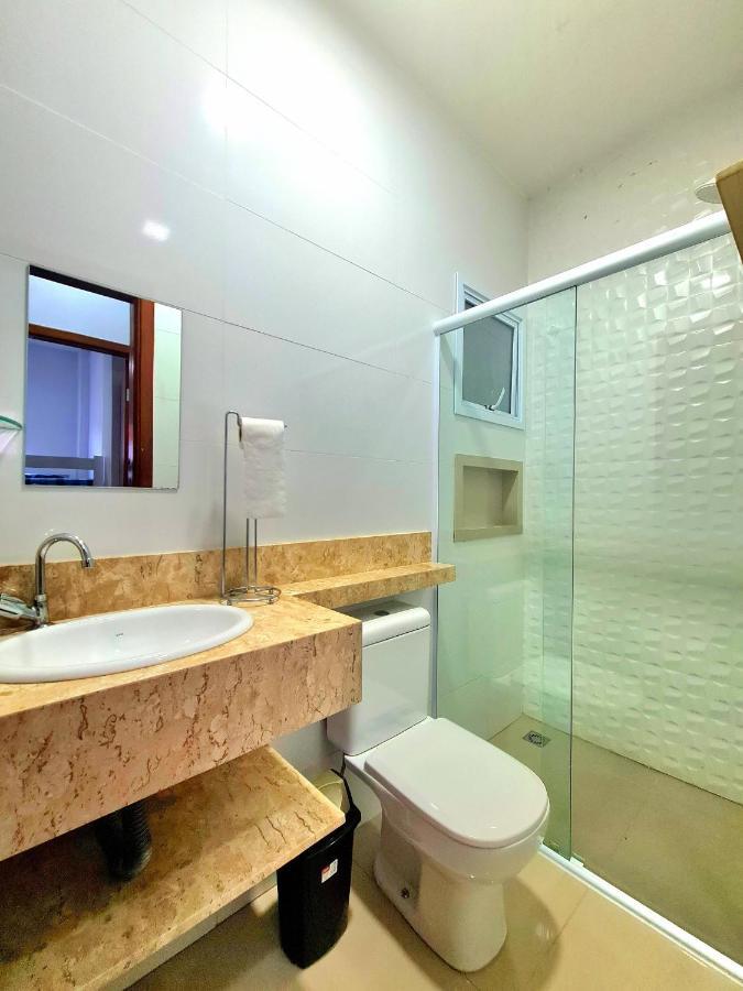 Com Piscina Em